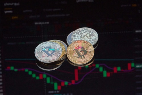 Solana funds being moved toward an Ethereum wallet